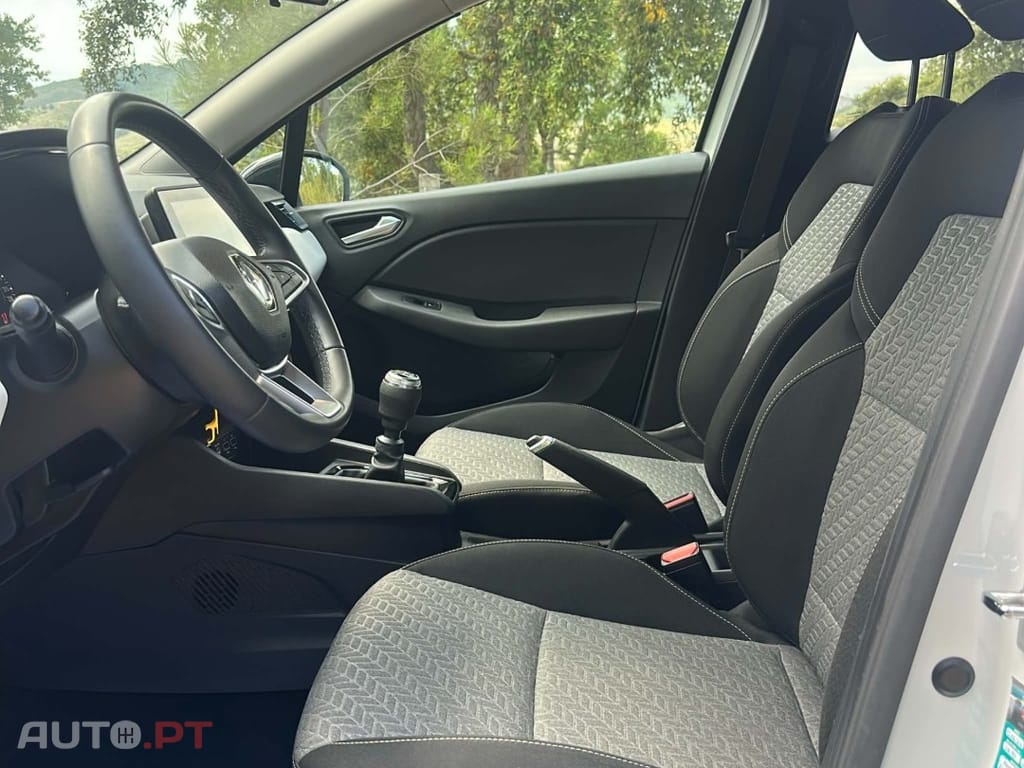 Renault Clio 1.0 TCe Limited Bi-Fuel