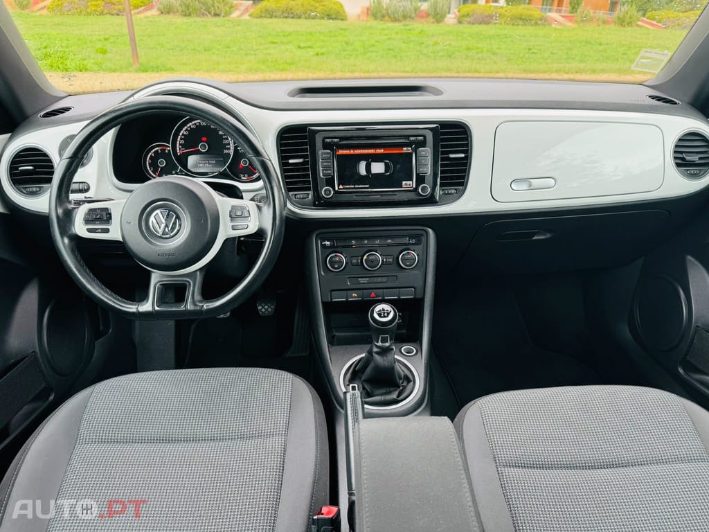 Volkswagen New Beetle VW New Beetle 1.6 TDi Design