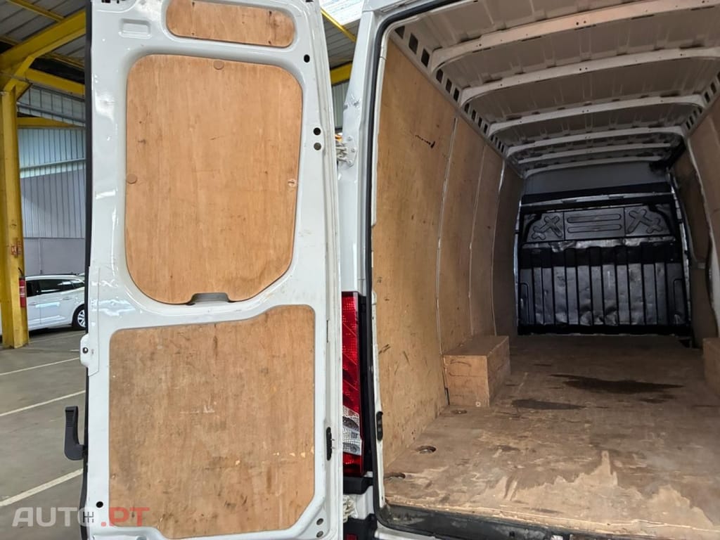 Iveco Daily 2.3 35S14H V16/P H2
