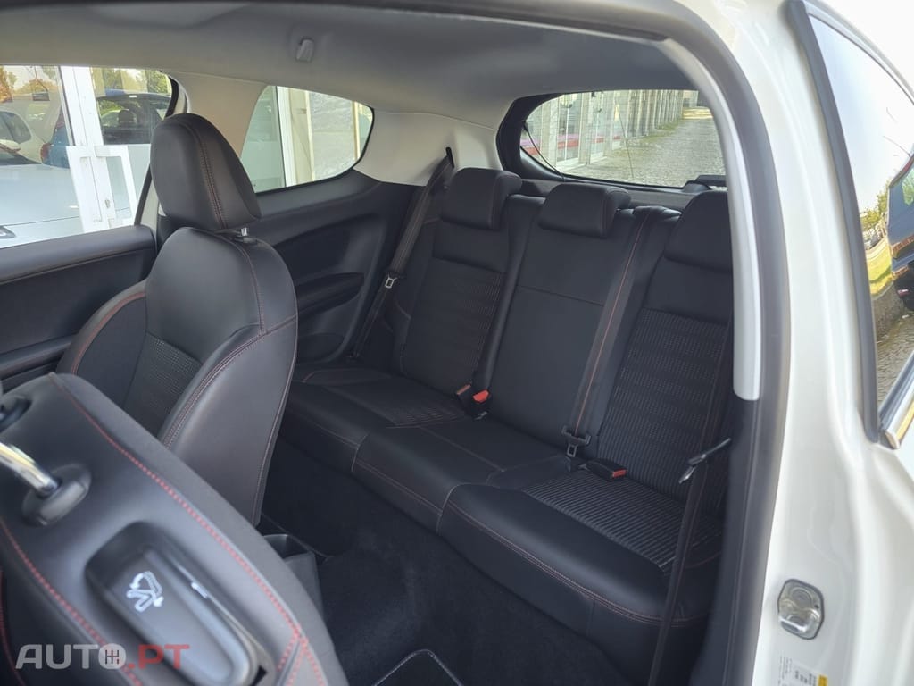 Peugeot 208 1.2 PureTech GT Line