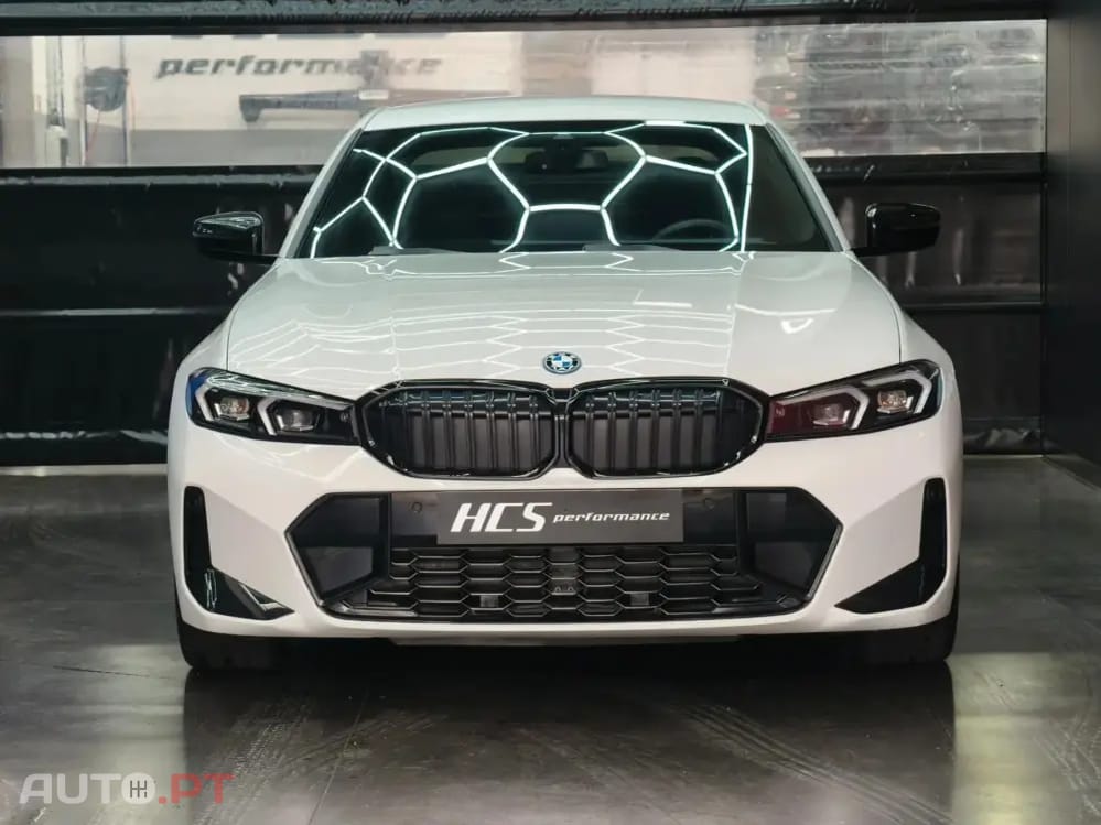 BMW 330 e Pack Desportivo M Pro Auto