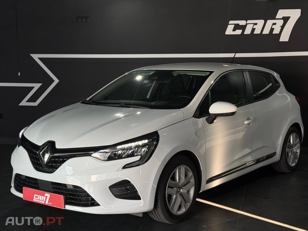 Renault Clio 1.6 E-Tech Full Hybrid Engineered