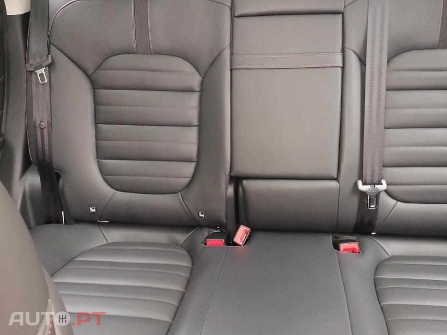 MG EHS Luxury Híbrido Plug-in