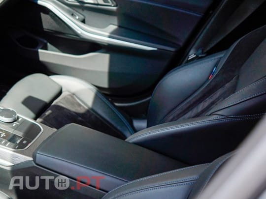 BMW 330 e Pack 50 anos M Auto