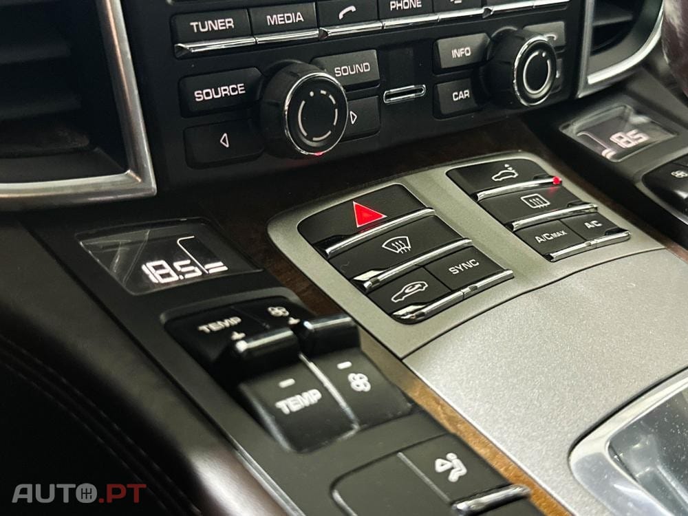 Porsche Panamera S E-Hybrid