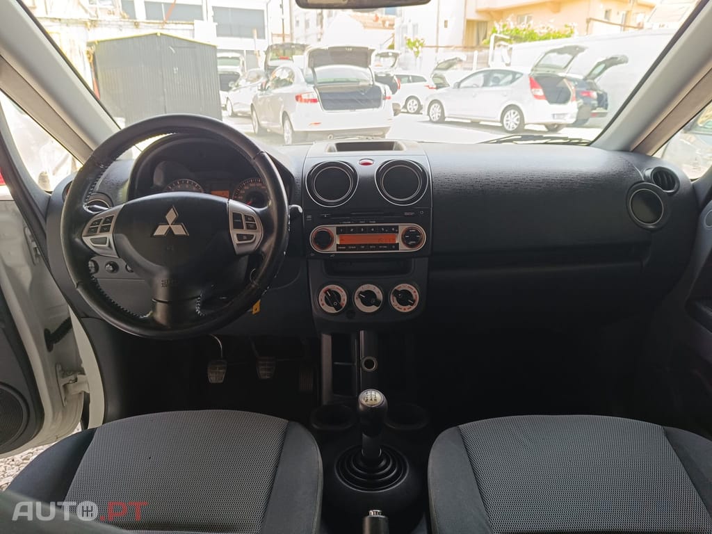 Mitsubishi Colt 1.3 Instyle