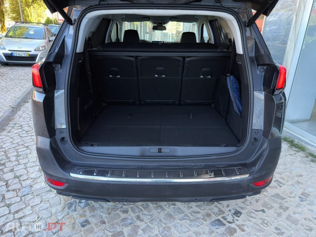 Peugeot 5008 1.5 BlueHDi Allure Pack EAT8
