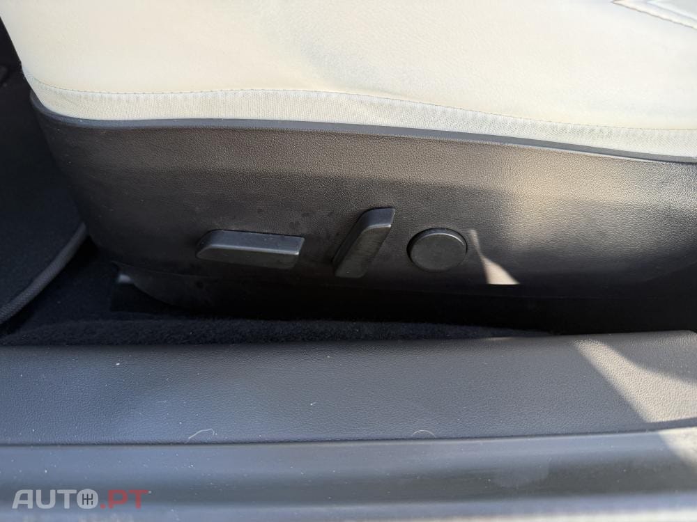 Tesla Model 3 Standard Range Plus RWD