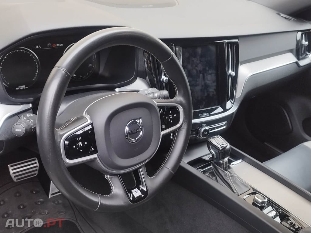 Volvo V60 D4 R design