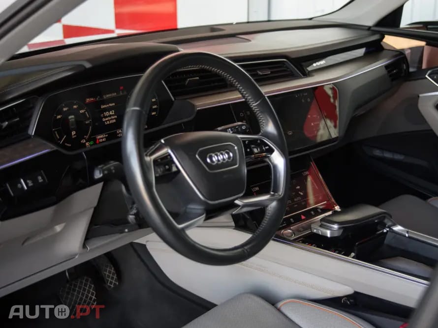 Audi E-Tron 55 quattro