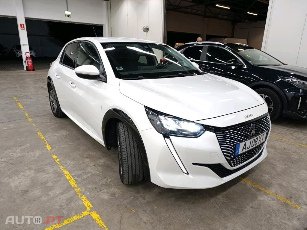 Peugeot E-208 50 kWh Allure