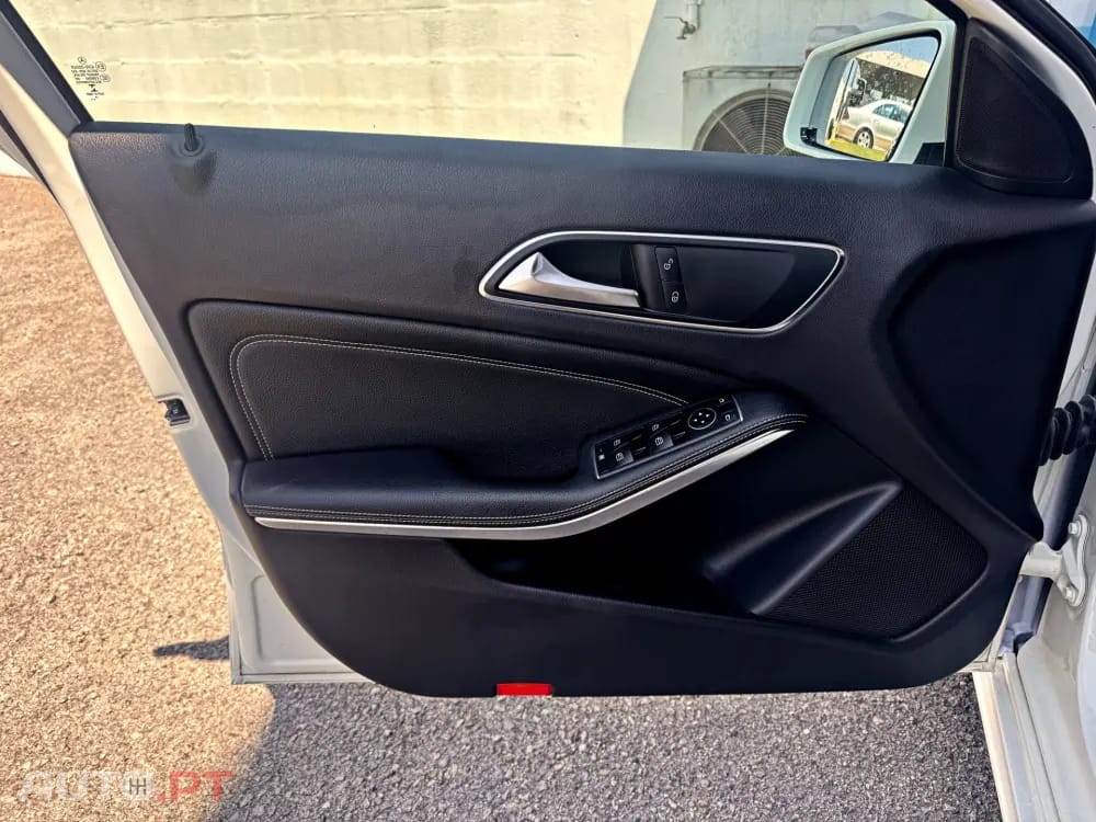 Mercedes-Benz A 180 d Urban