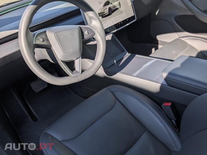 Tesla Model 3 Tração Traseira Premium