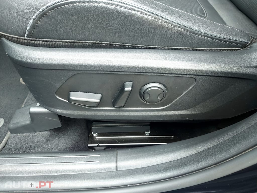 Hyundai Tucson 1.6 CRDI Premium IVA DEDUTIVEL