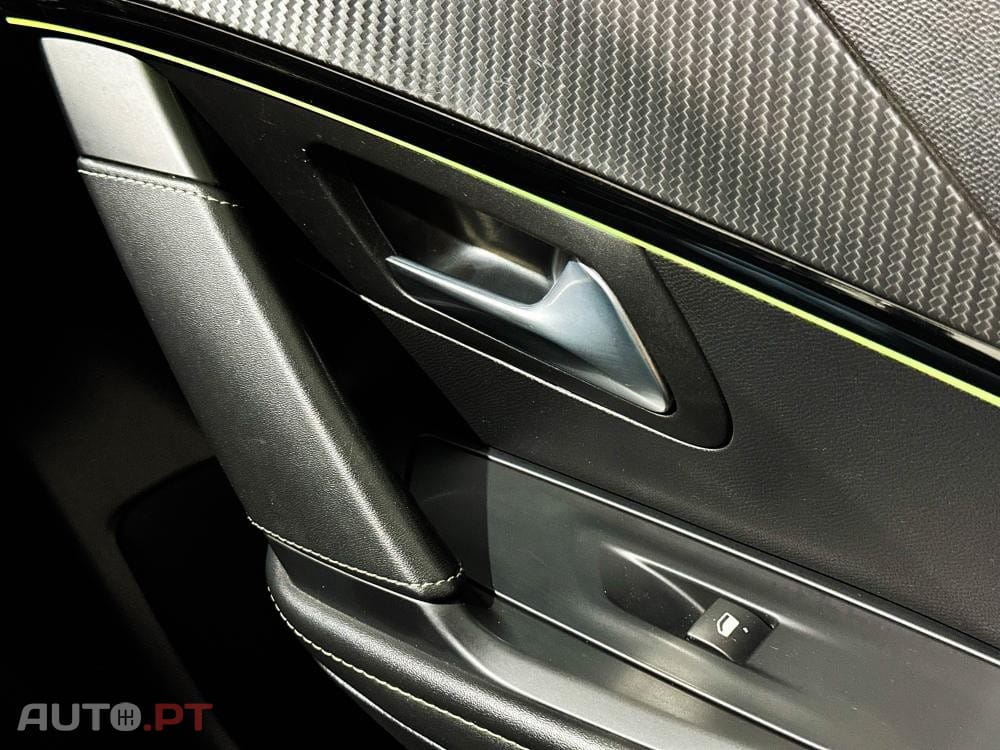 Peugeot E-208 50 kWh GT Pack