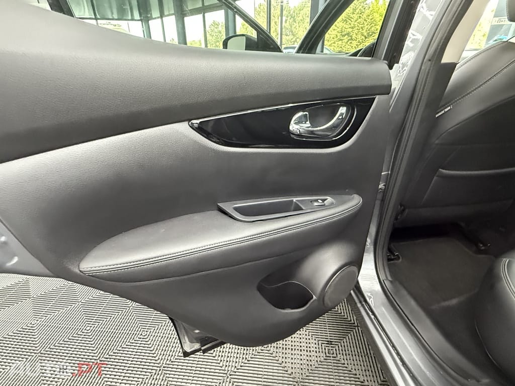 Nissan Qashqai 1.5 dCi N-Connecta