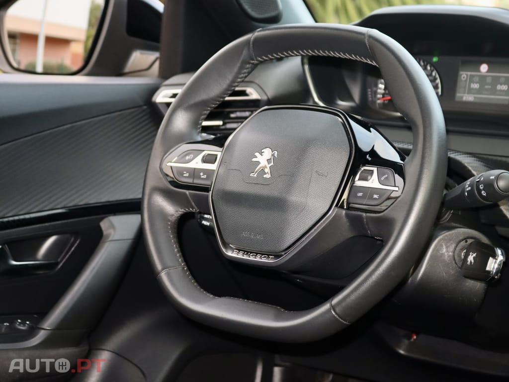 Peugeot 2008 1.2 PureTech Active