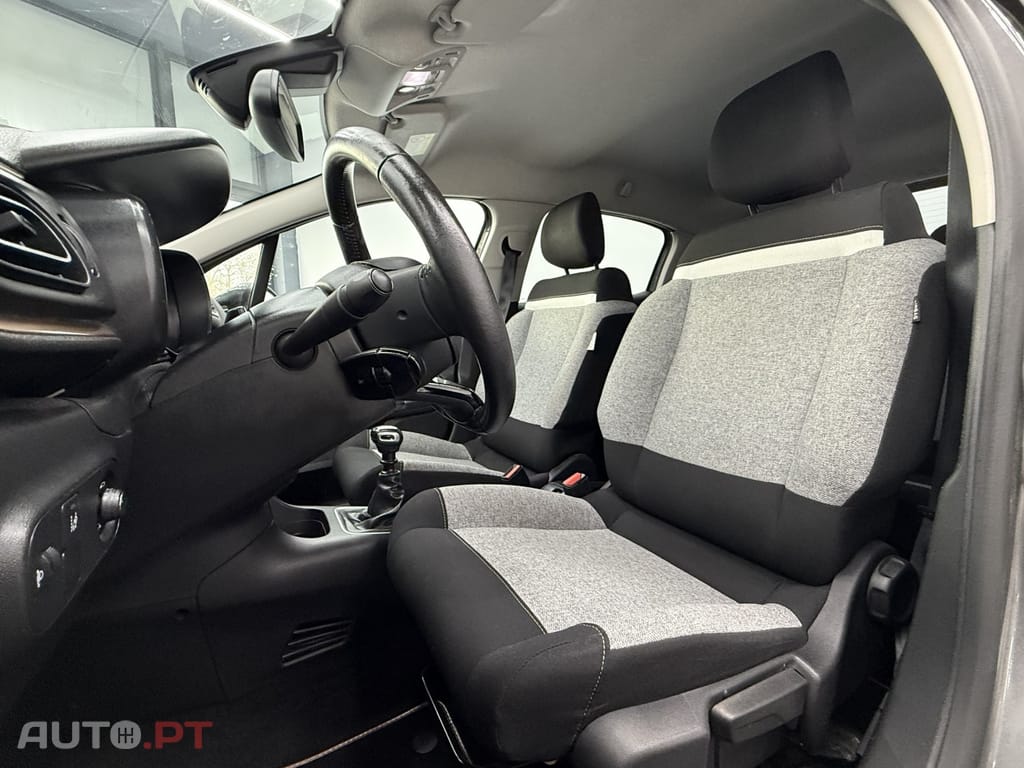 Citroen C3 1.2 PureTech Shine Pack
