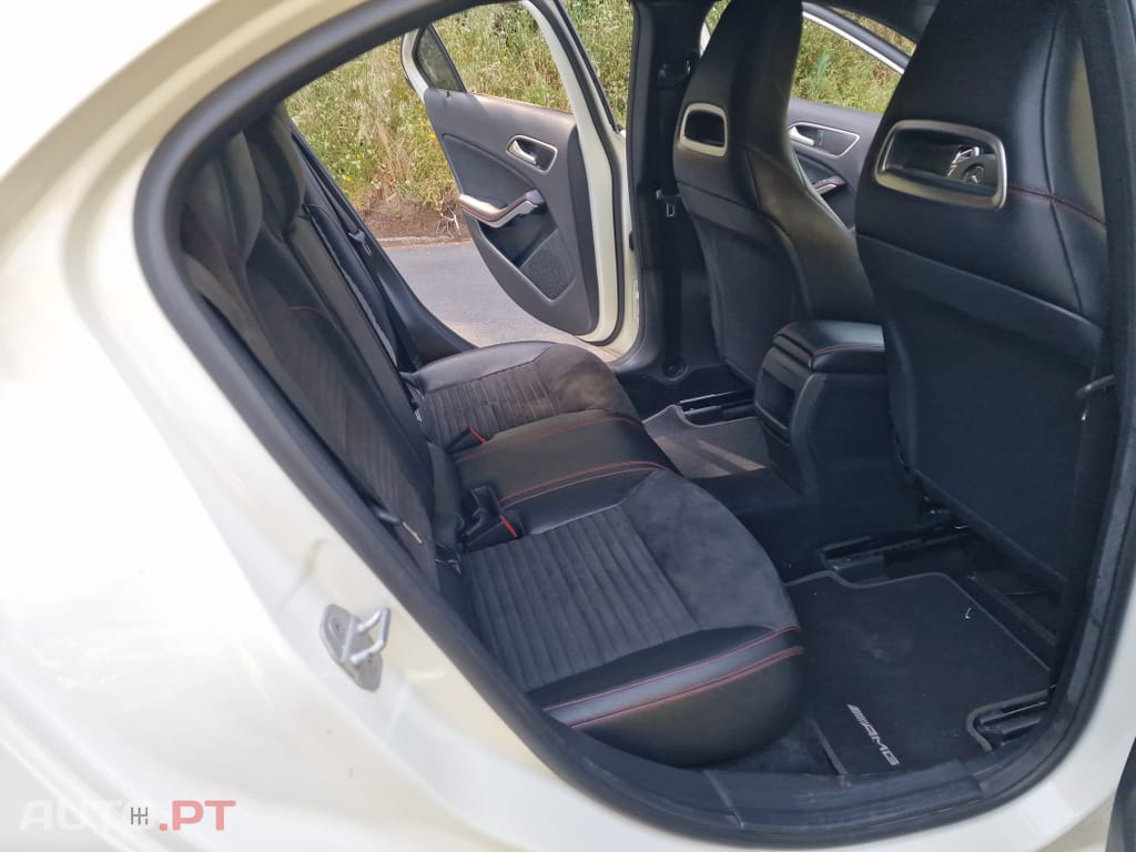 Mercedes-Benz A 180 d AMG Line