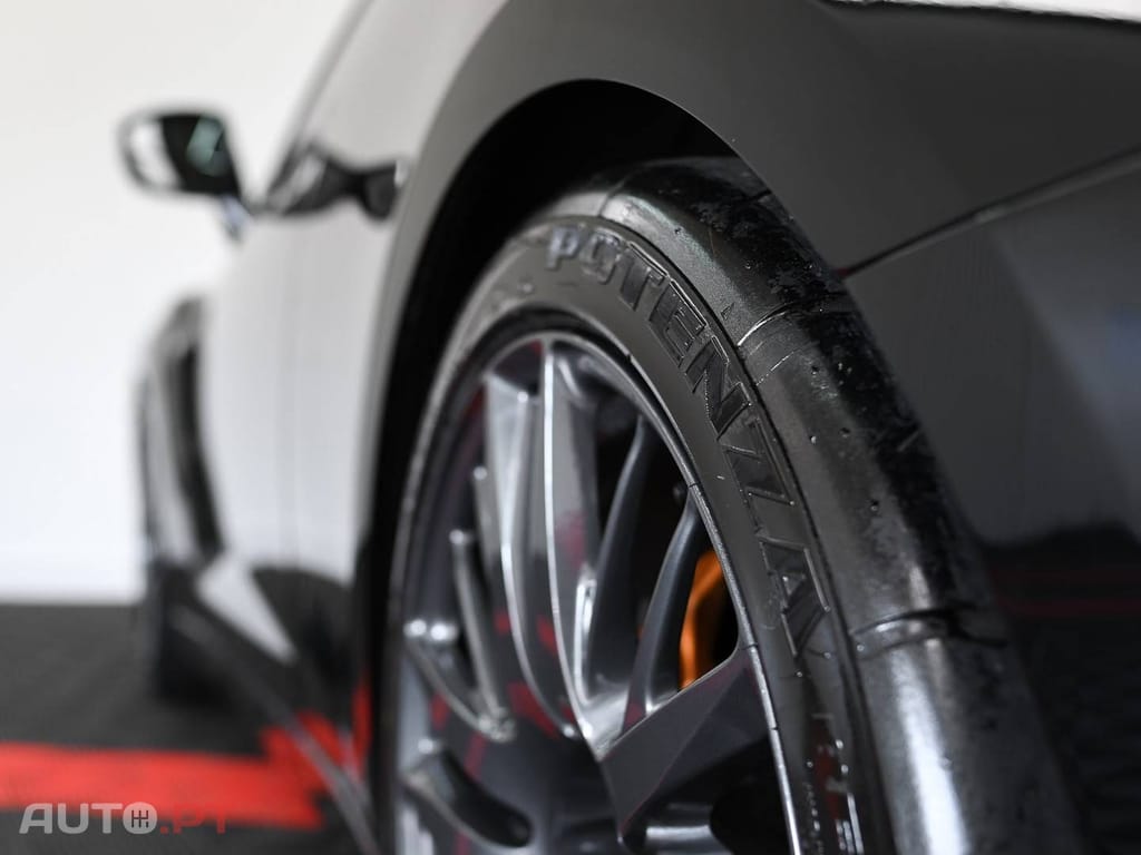 Nissan GT-R 3.8 V6 Black Edition