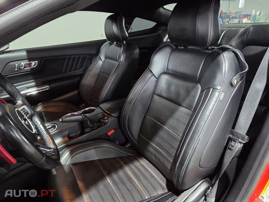 Ford Mustang 2.3i EcoBoost Aut.