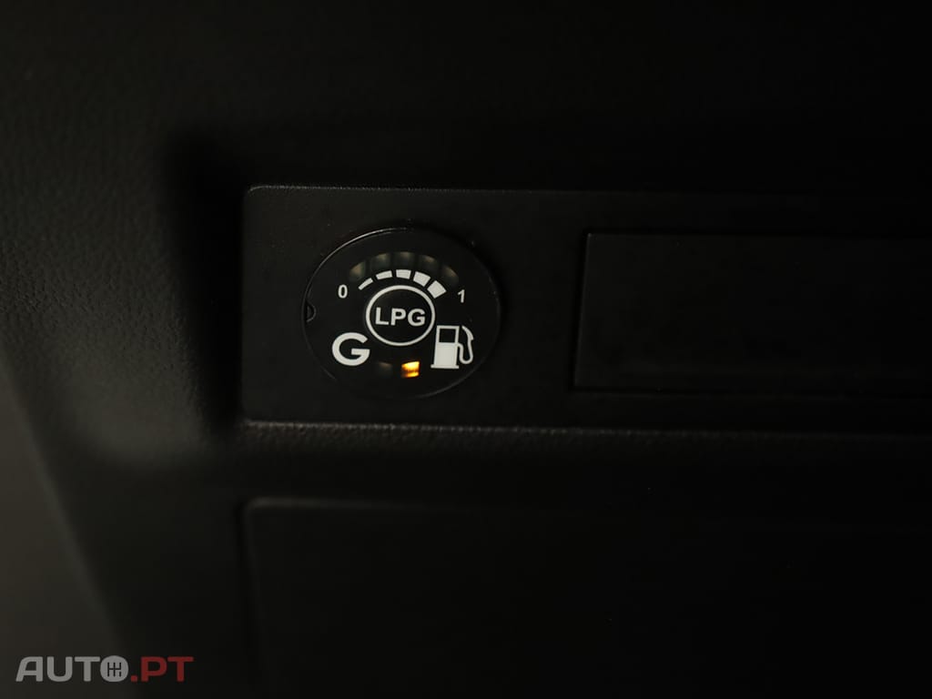 Renault Captur 1.0 TCe Techno Bi-Fuel