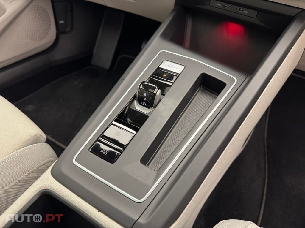 Volkswagen Golf 1.4 eHybrid DSG Style Business 