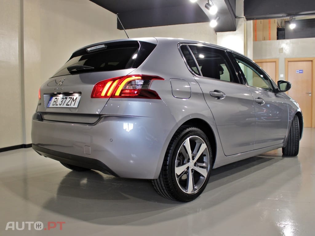 Peugeot 308 BlueHDi 130 Allure Pack