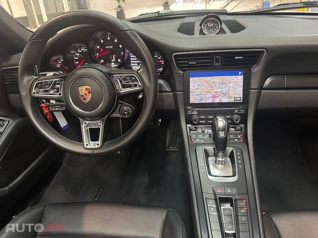 Porsche 991 Carrera 4 GTS