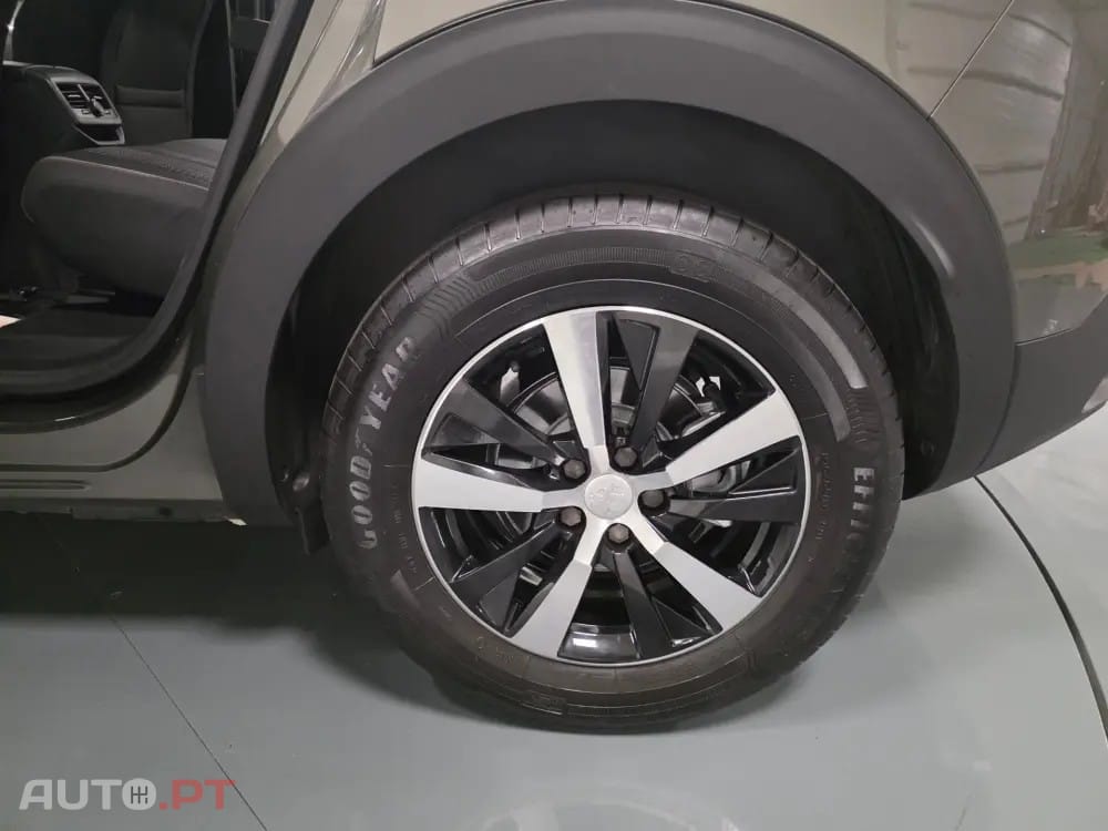 Peugeot 3008 1.5 BLUEHDI ACTIVE