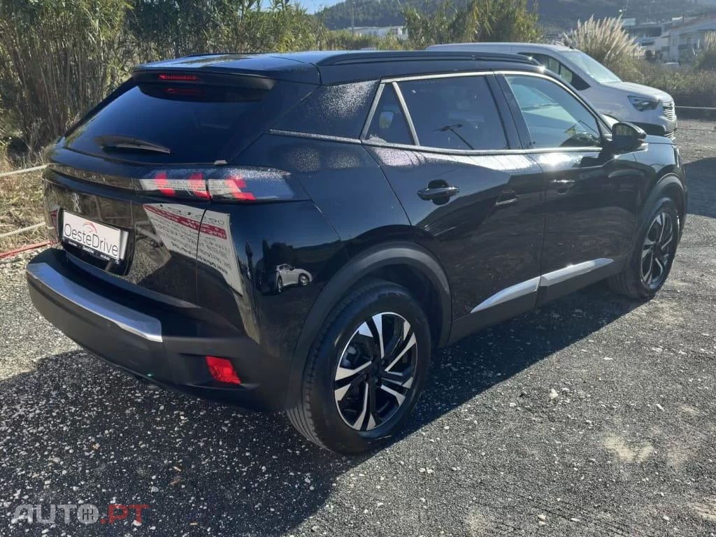 Peugeot 2008 1.2 PureTech Allure Pack