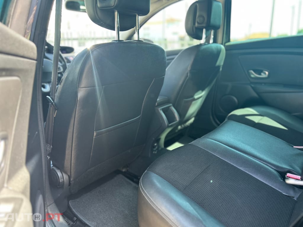 Renault Mégane Sport Tourer ST 1.5DCi Dynamique