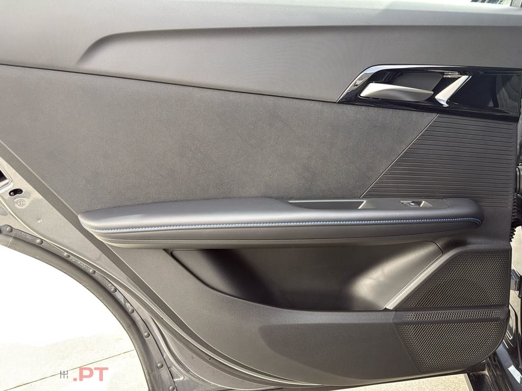 MG MG4 51 kWh Standard