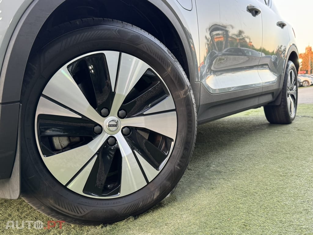 Volvo XC40 1.5 T4 PHEV Plus Dark