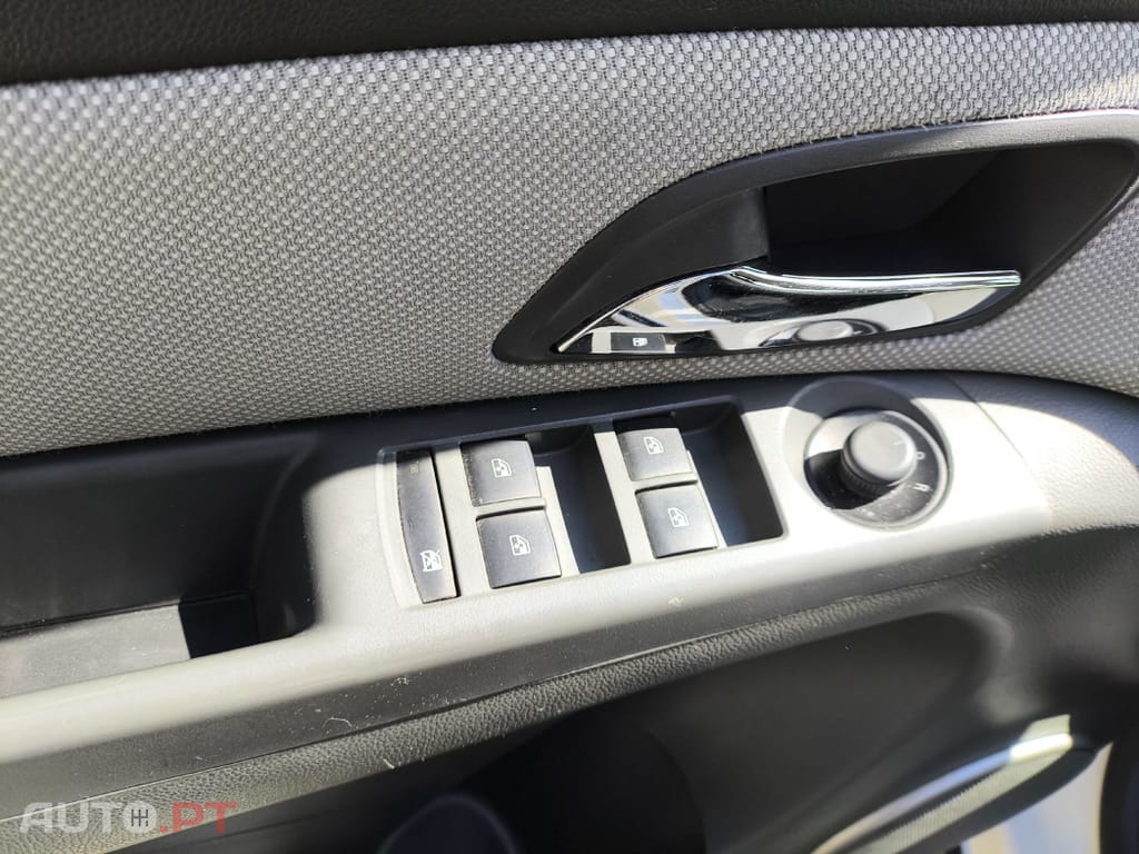 Chevrolet Cruze 1.6 CDTI 