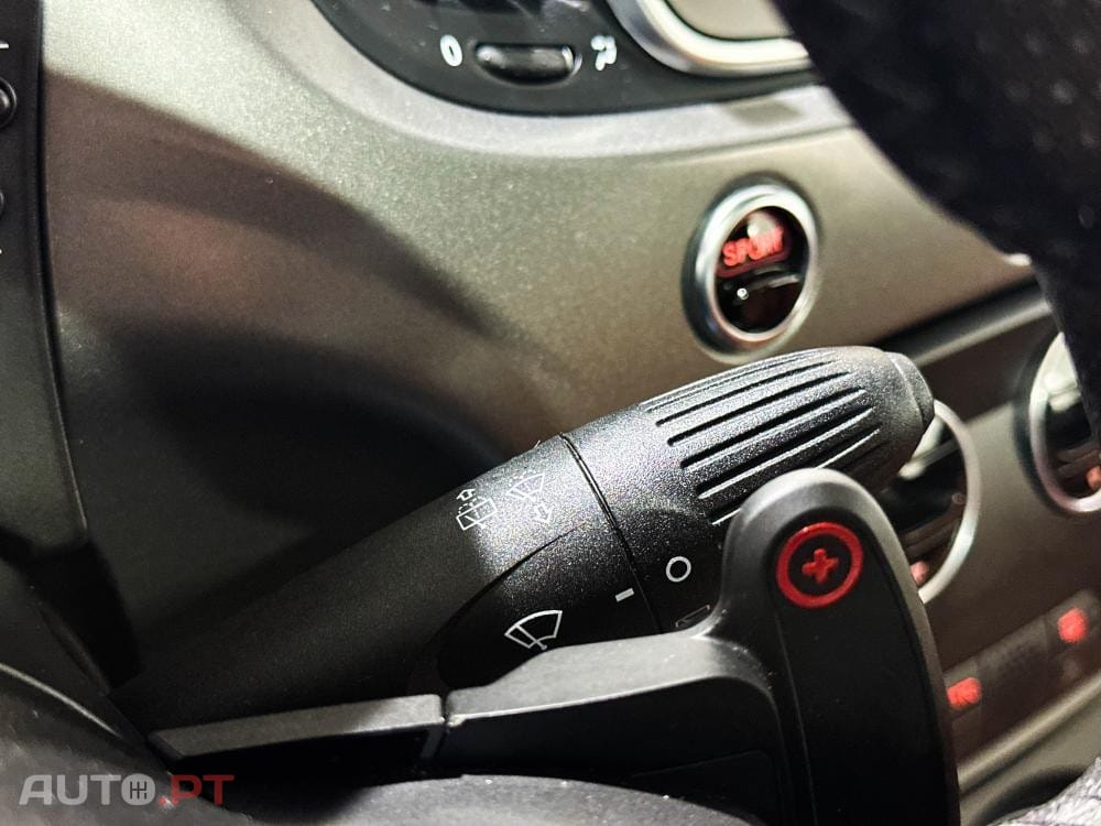 Abarth 500 1.4 T-Jet Competizione MTA