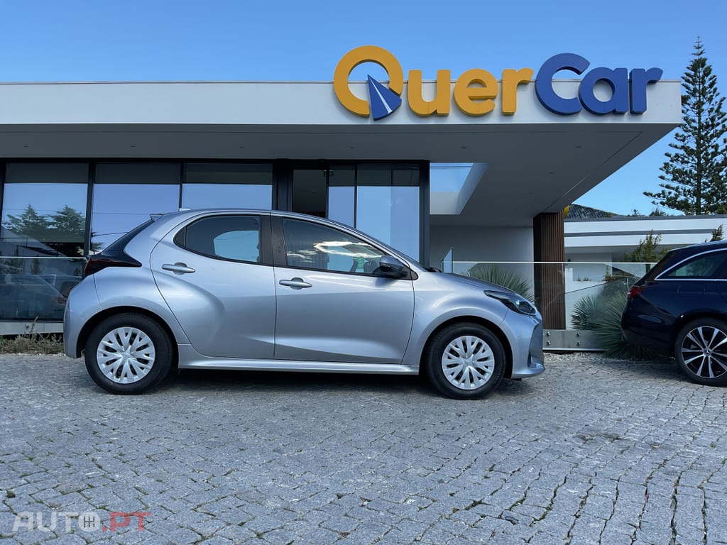 Toyota Yaris TOYOTA YARIS VVT-I HYBRID