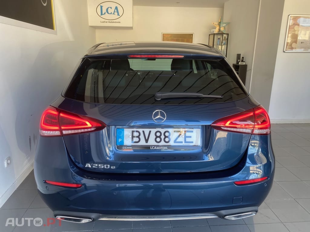 Mercedes-Benz A 250 e Progressive