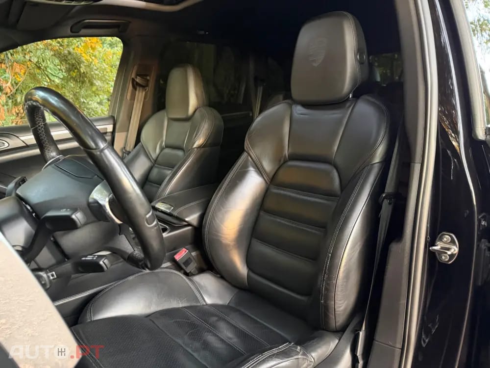Porsche Cayenne Platinum Edition