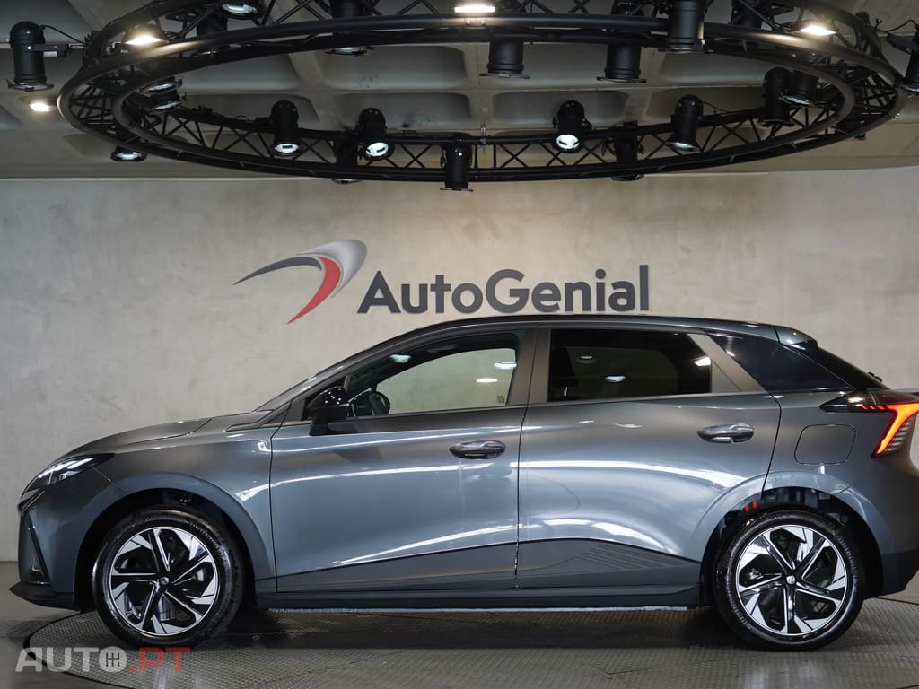 MG MG4 64 kWh Comfort