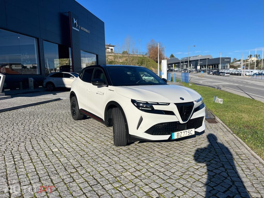 Alfa Romeo Junior Elletrica 50 kWh