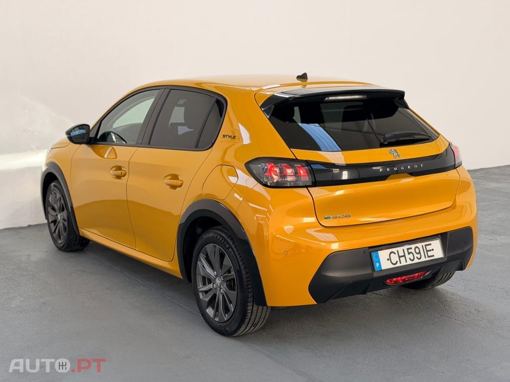 Peugeot E-208 50 kWh Active Pack