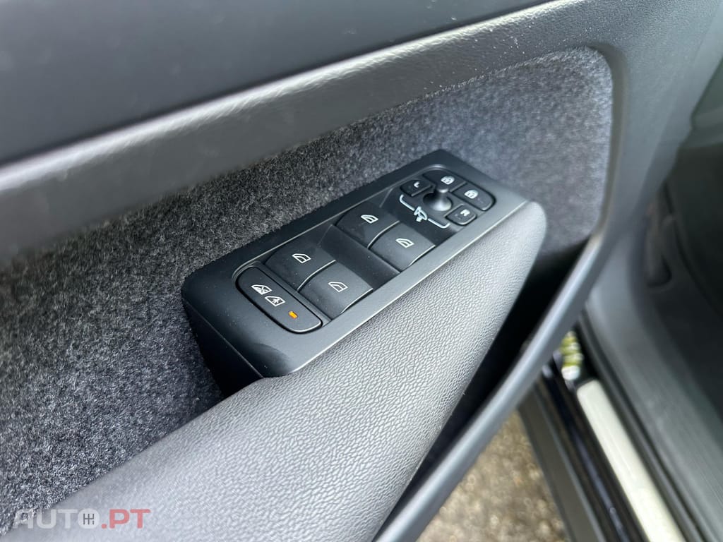 Volvo XC40 Recharge Plus