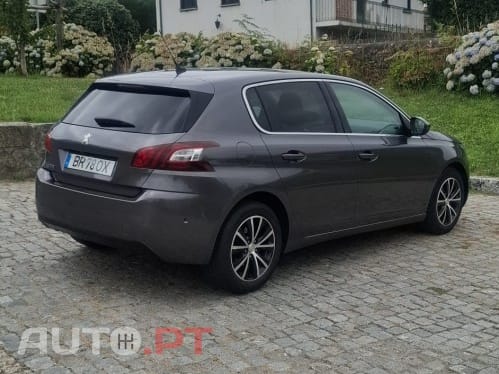 Peugeot 308 PureTech 110 Stop & Start Allure