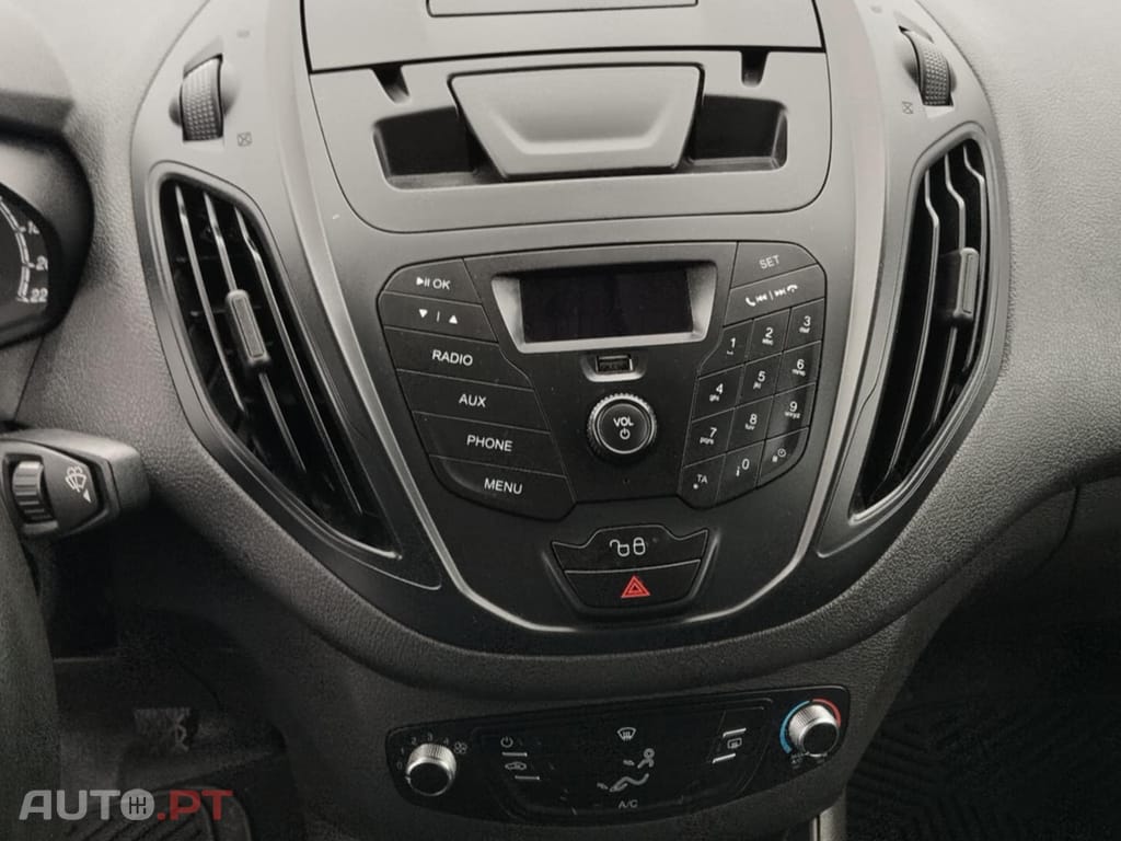 Ford Transit 1.5tdci 2lug courier