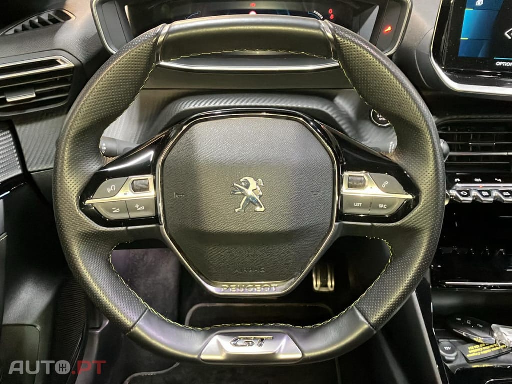 Peugeot E-208 50 KWh GT