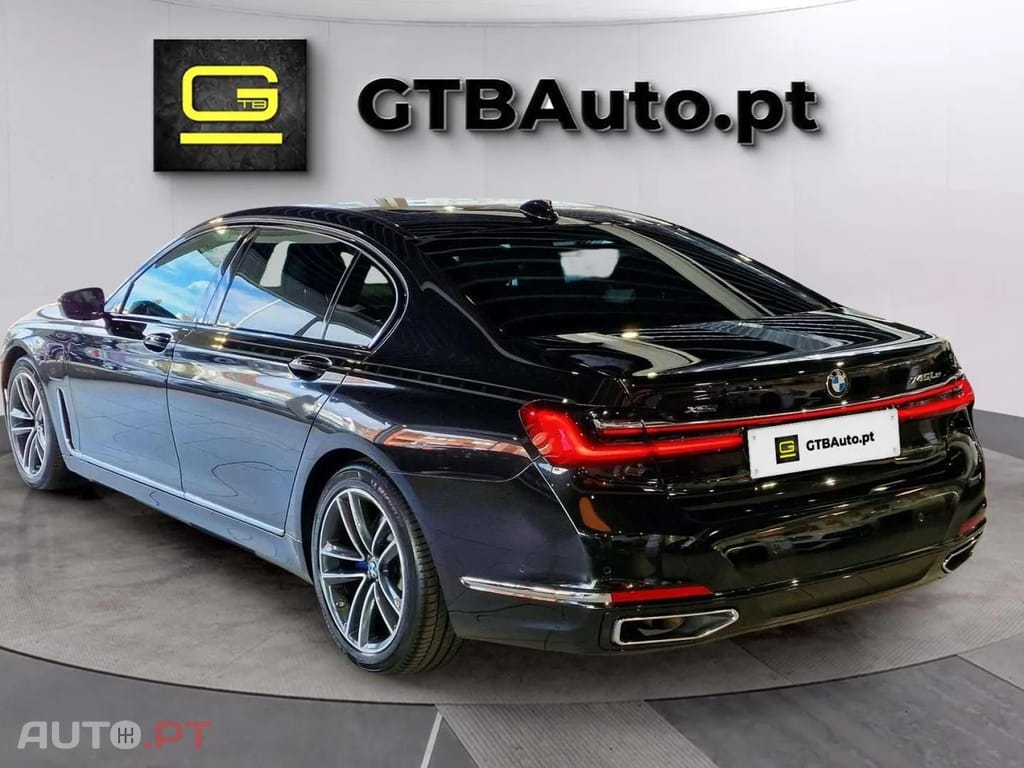BMW 745 xDrive longo