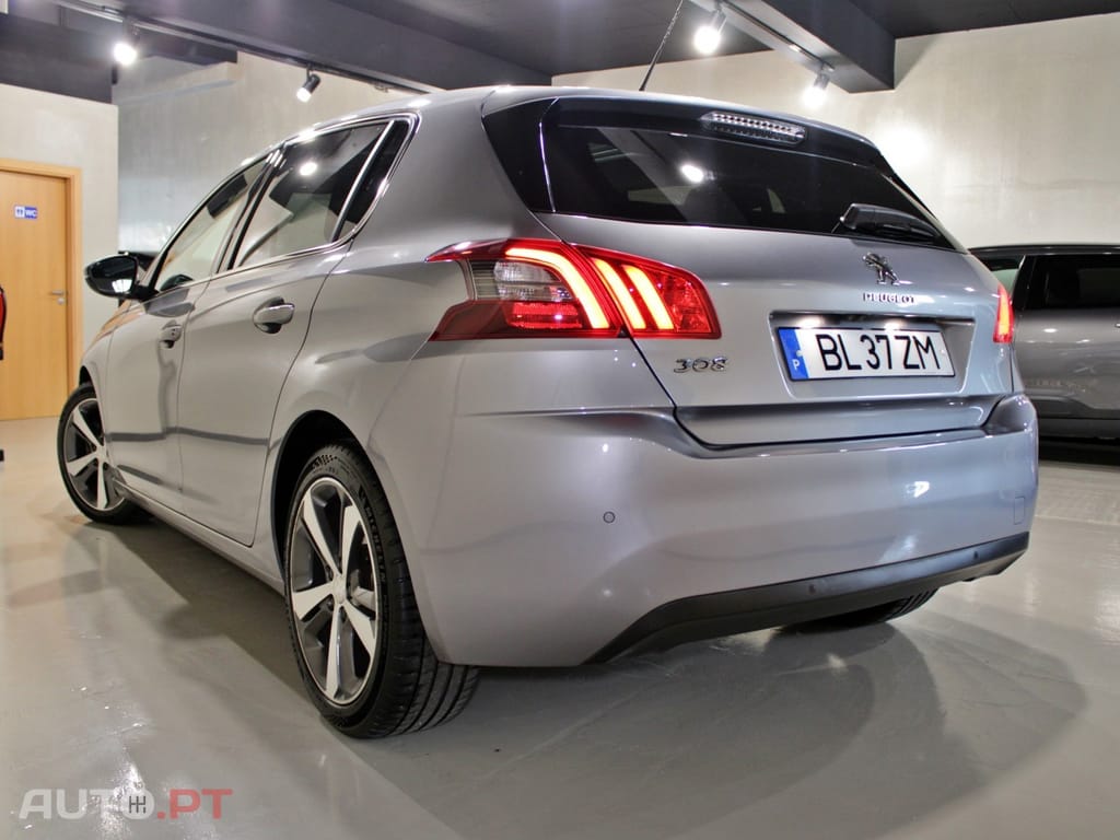 Peugeot 308 BlueHDi 130 Allure Pack