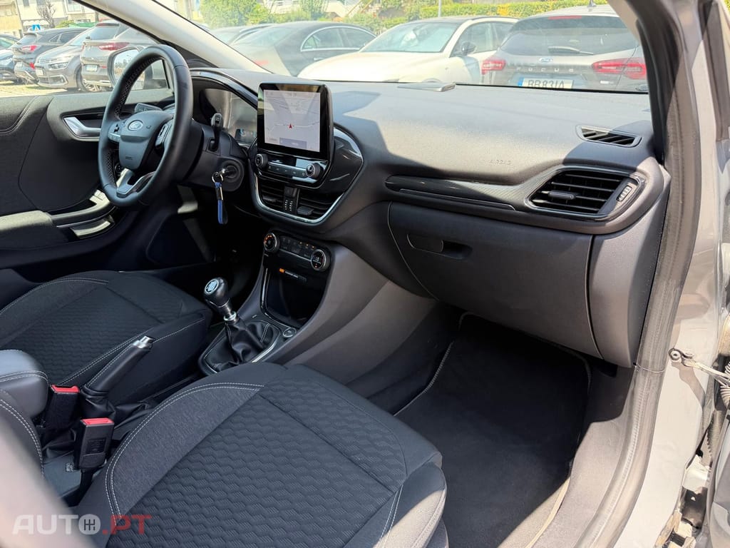 Ford Puma 1.0 EcoBoost MHEV Titanium Design
