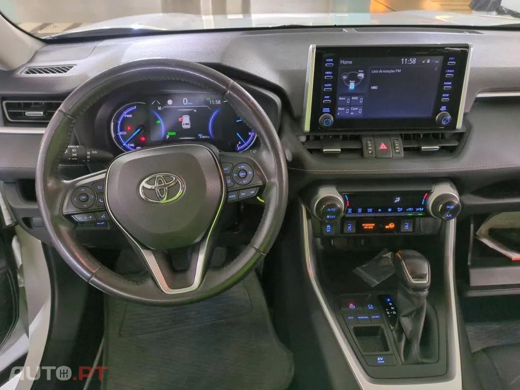 Toyota RAV4 2.5 HDF Comfort